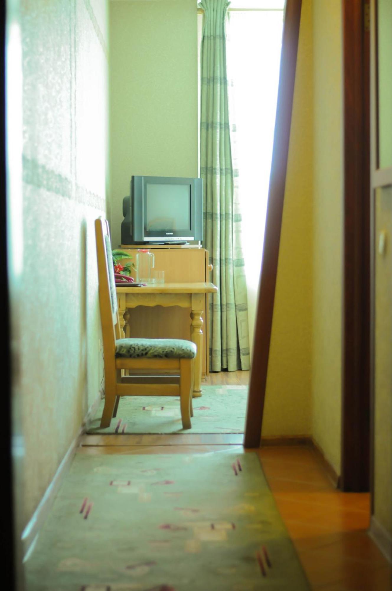Don Kihot Hotel Novovolyns'k Cameră foto